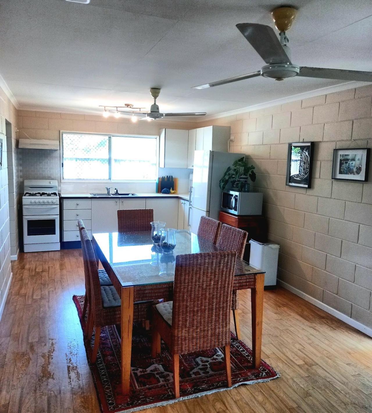 J & Ella'S Holiday House - 1 Bedroom, 1 Bathroom Home كوكتاون المظهر الخارجي الصورة